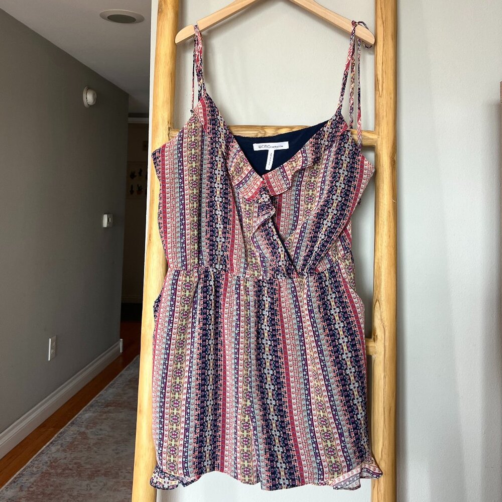 BCBG Generation NWT Boho Romper Adjustable Tie Straps Size Large